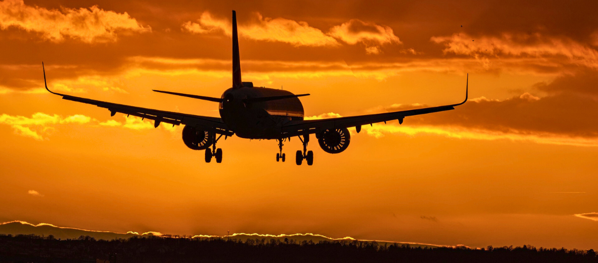 http://Triplara.com%20Book%20Airport%20Transfers